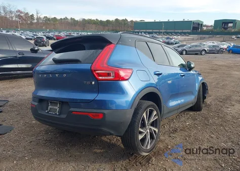2021 Volvo Xc40 T5 R-Design from USA, damaged, VIN YV4162UM1M2403679
